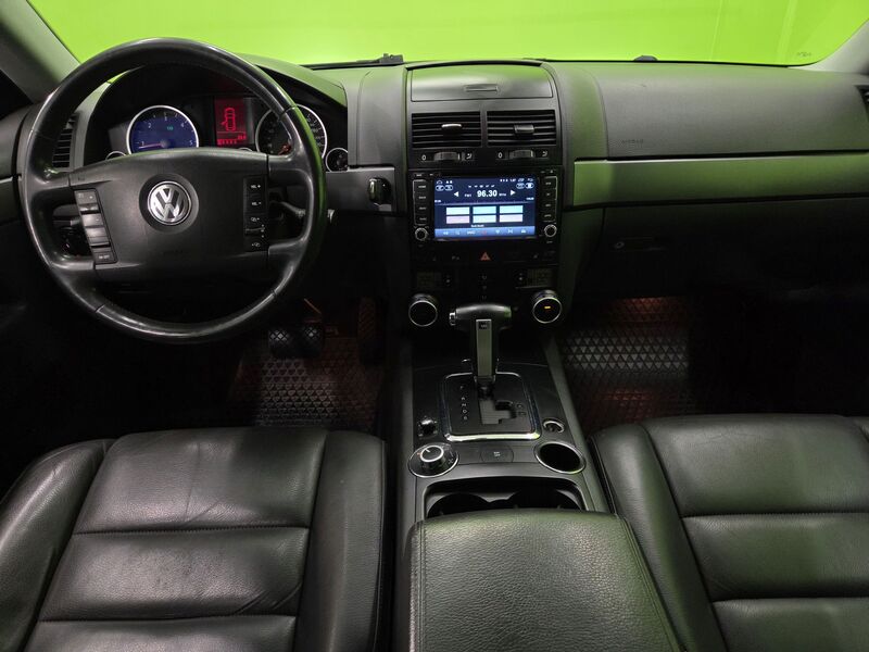 Volkswagen Touareg vaihtoauto