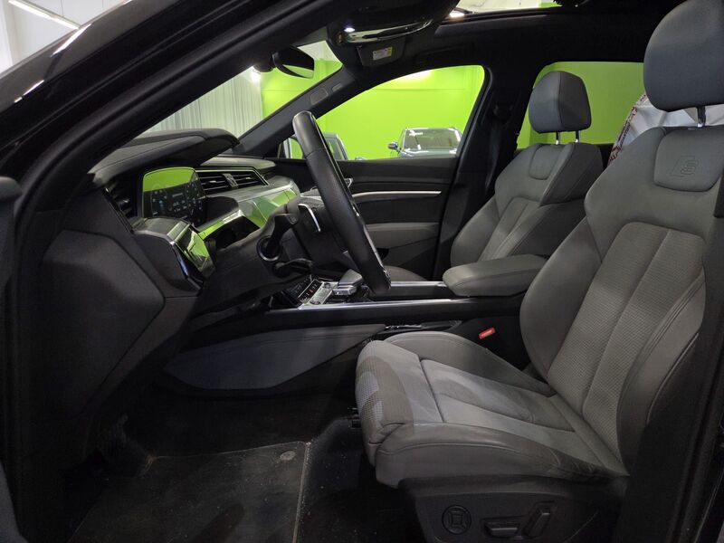 Audi e-tron vaihtoauto