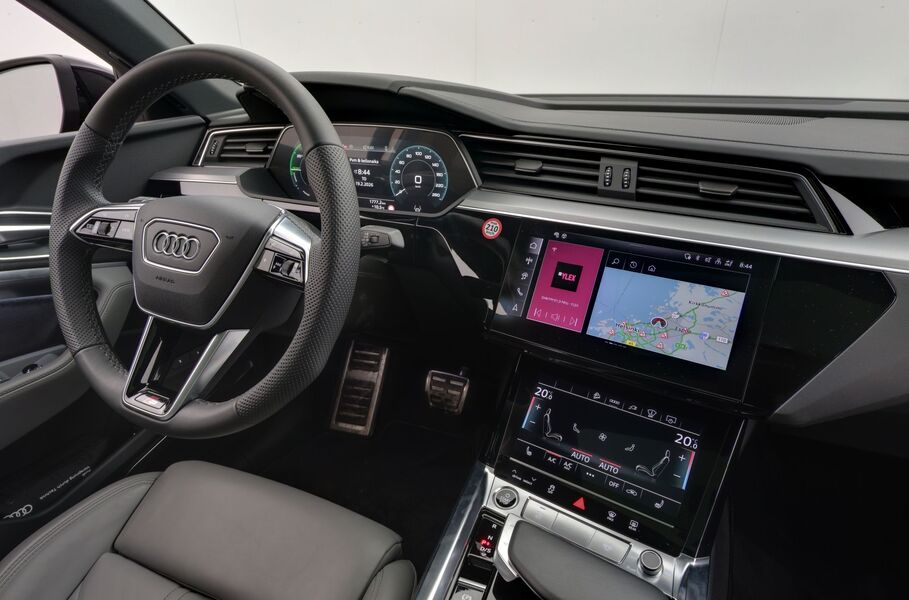 Audi Q8 e-tron vaihtoauto