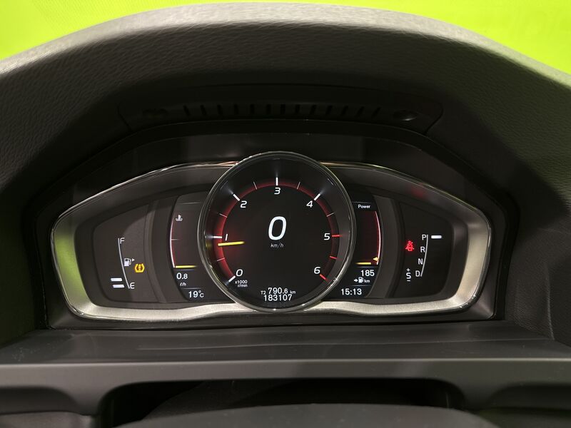 Volvo S60 Cross Country vaihtoauto