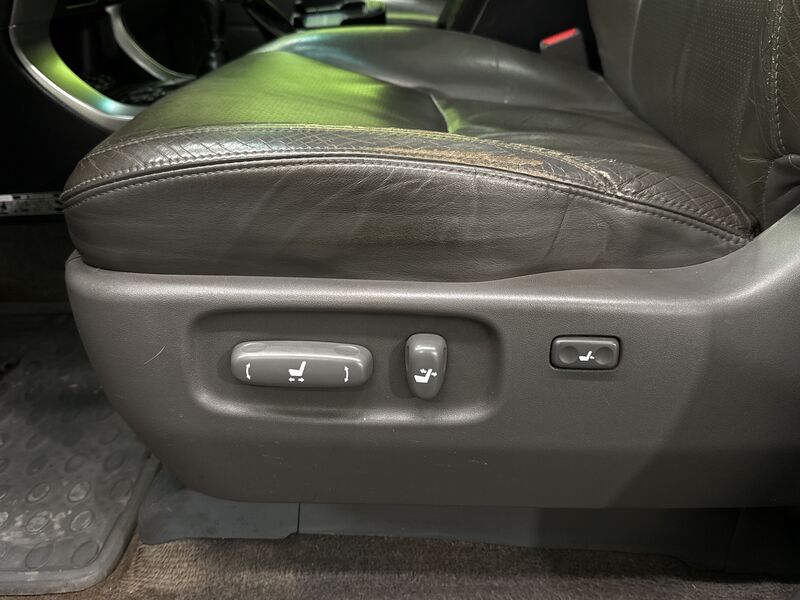 Toyota Land Cruiser vaihtoauto