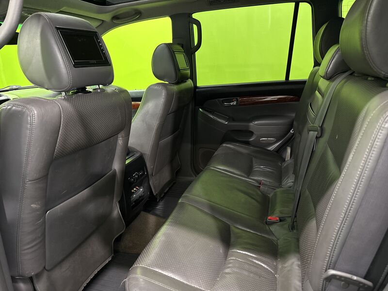 Toyota Land Cruiser vaihtoauto