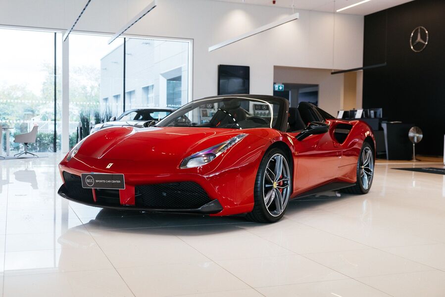 Ferrari 488 vaihtoauto
