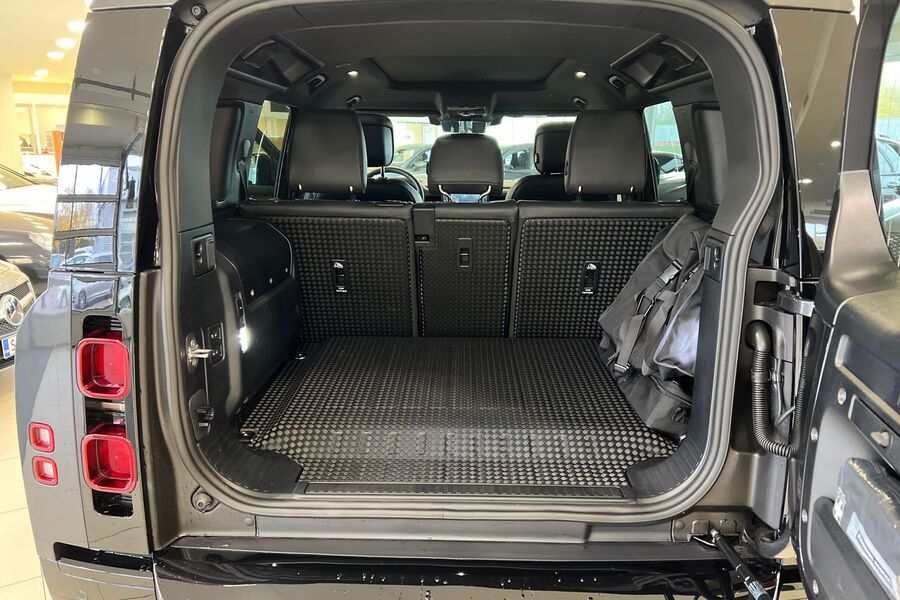 Land Rover Defender vaihtoauto