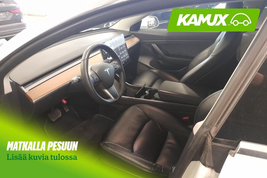 Tesla Model 3 vaihtoauto