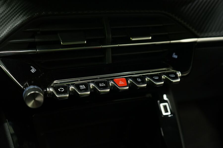 Peugeot 208 vaihtoauto