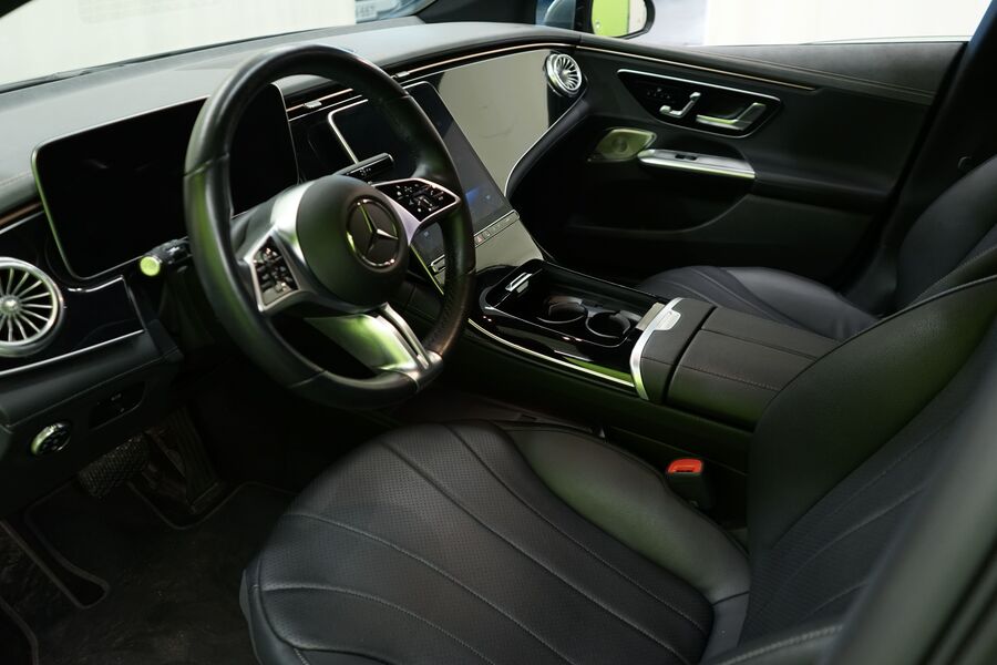 Mercedes-Benz EQE vaihtoauto