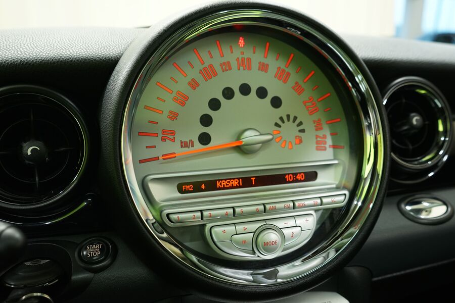 Mini Cooper vaihtoauto