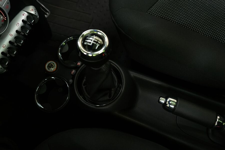 Mini Cooper vaihtoauto