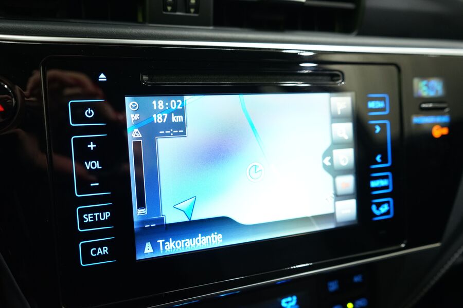 Toyota Auris vaihtoauto