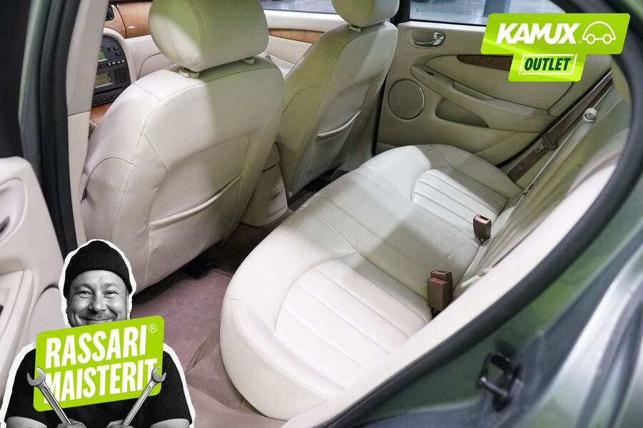 Jaguar X-Type vaihtoauto