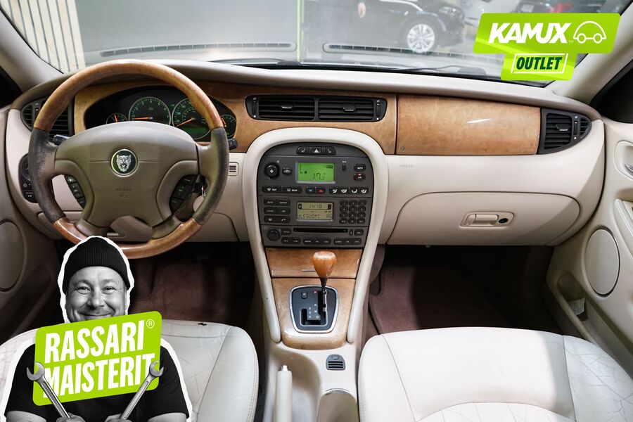 Jaguar X-Type vaihtoauto