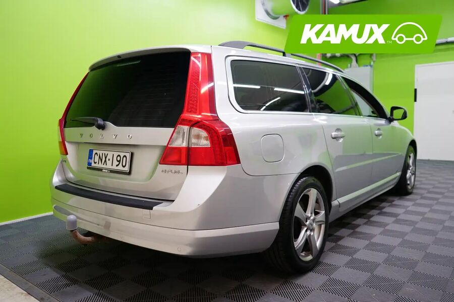 Volvo V70 vaihtoauto