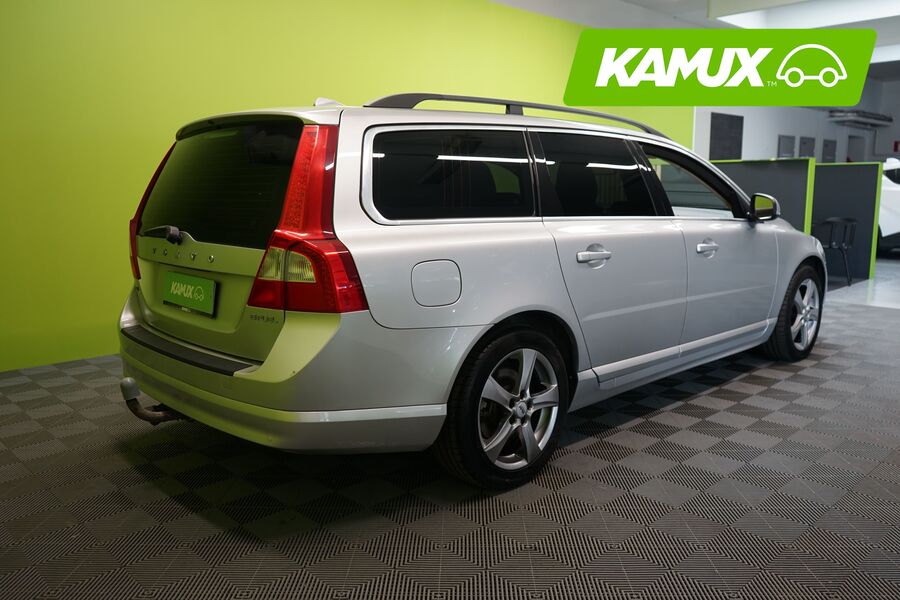 Volvo V70 vaihtoauto