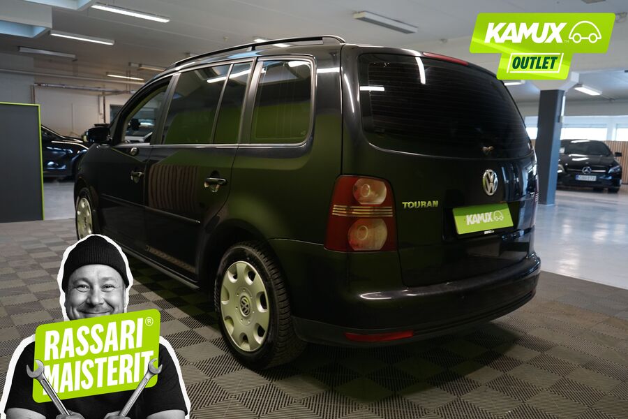 Volkswagen Touran vaihtoauto