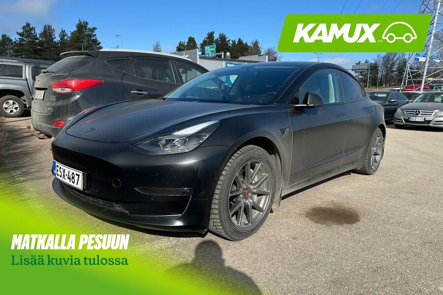 Tesla Model 3 vaihtoauto