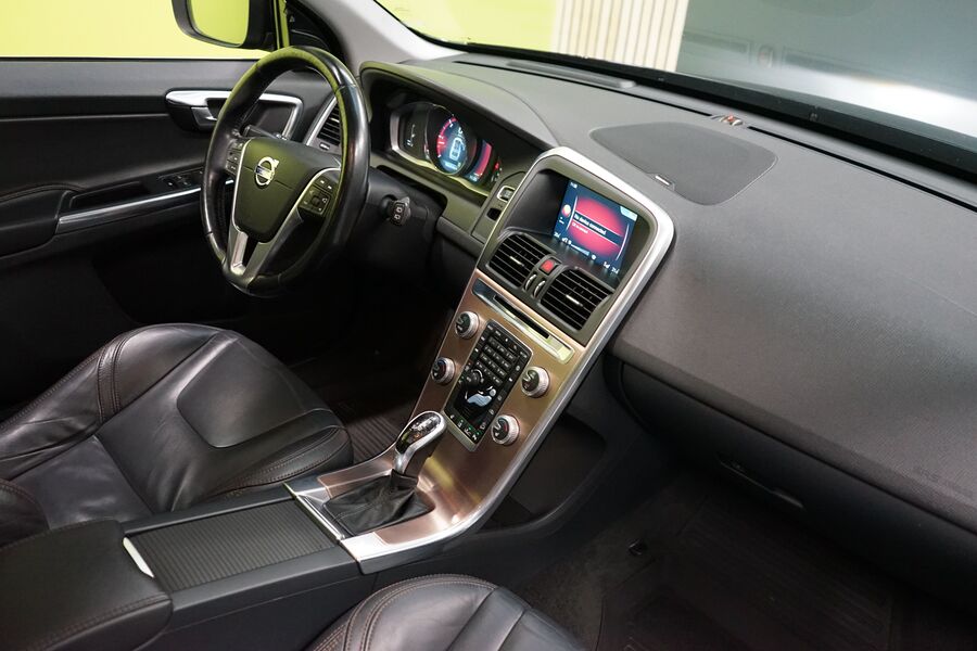 Volvo XC60 vaihtoauto