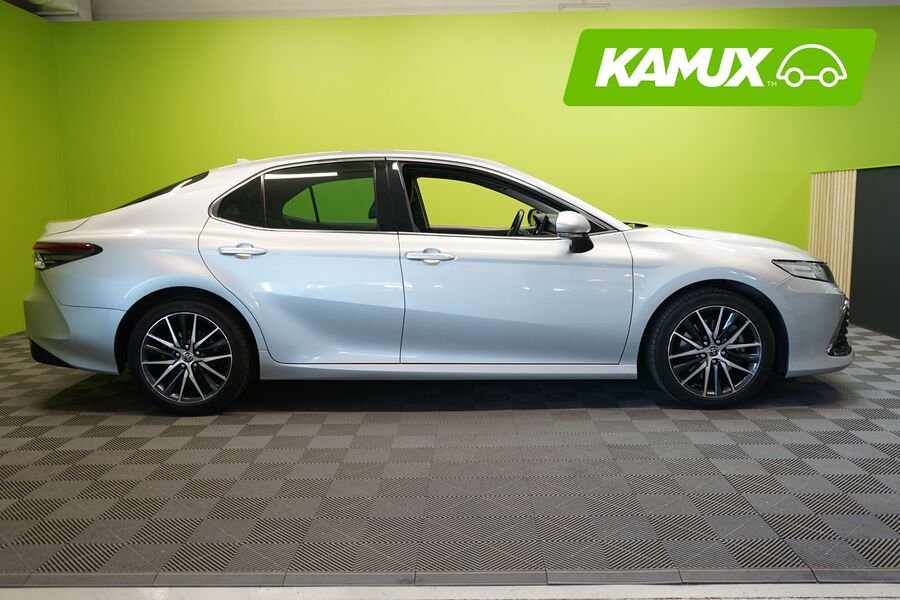 Toyota Camry vaihtoauto