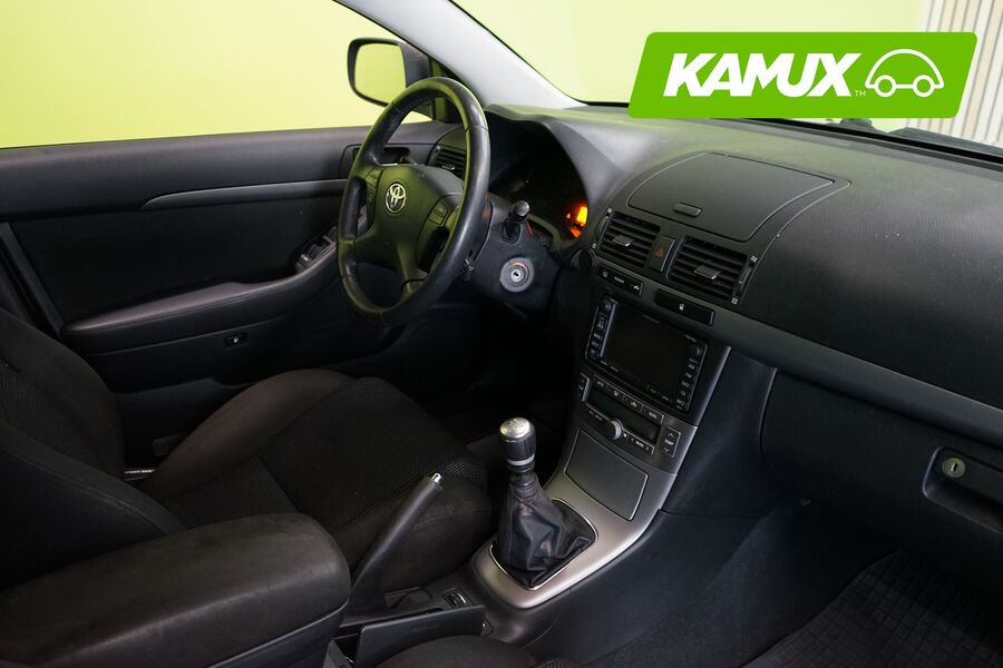 Toyota Avensis vaihtoauto