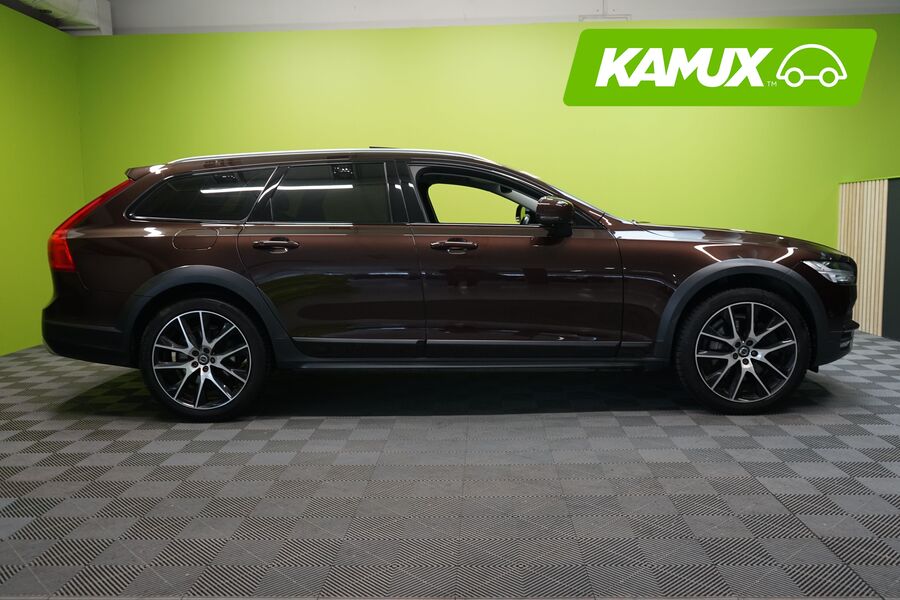 Volvo V90 Cross Country vaihtoauto