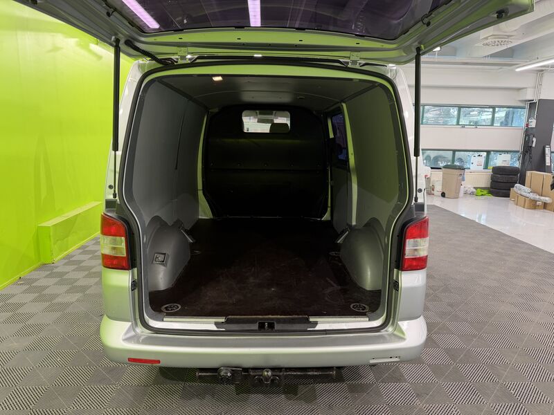 Volkswagen Transporter vaihtoauto