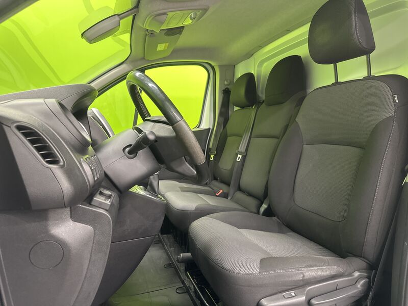 Renault Trafic vaihtoauto