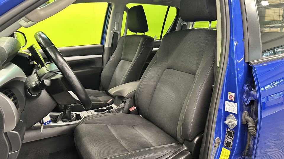 Toyota Hilux vaihtoauto