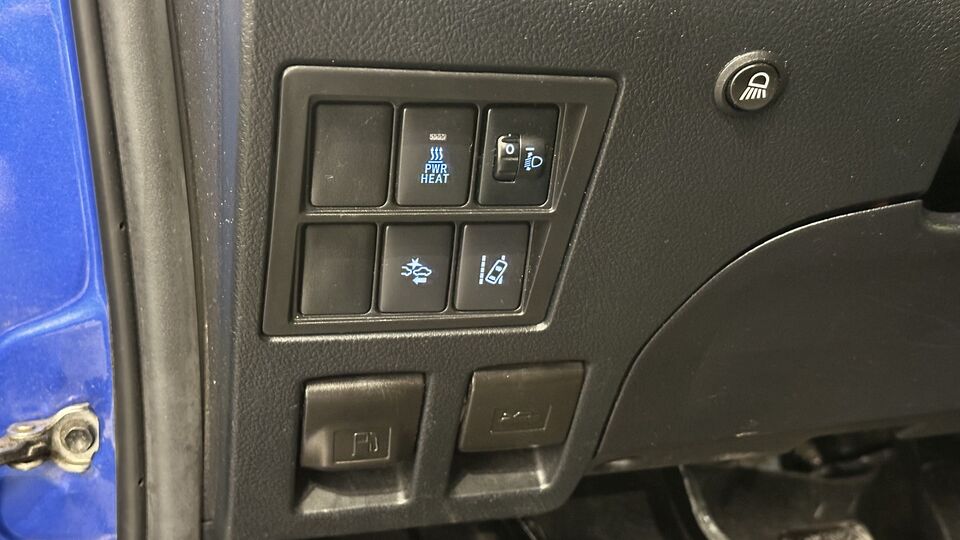 Toyota Hilux vaihtoauto