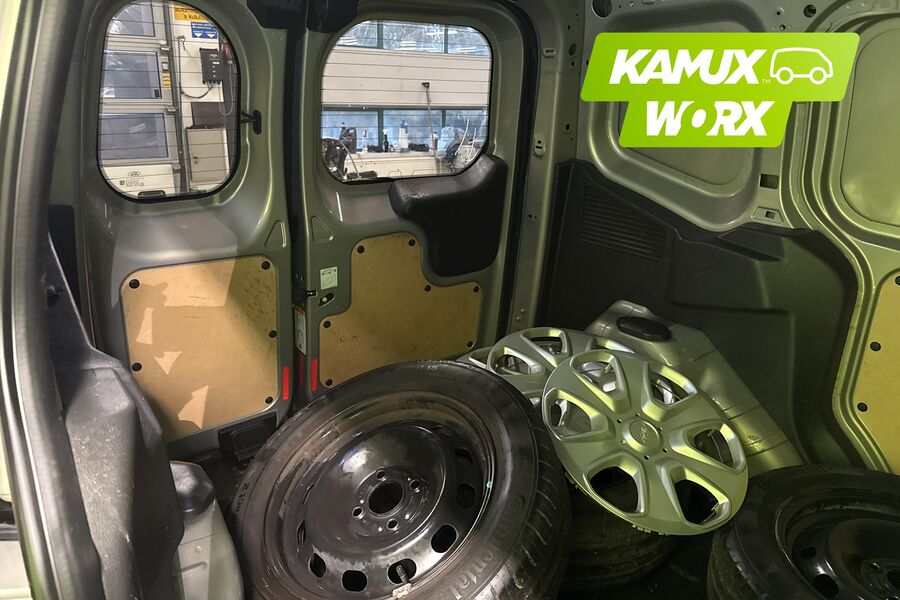 Ford Transit Courier vaihtoauto