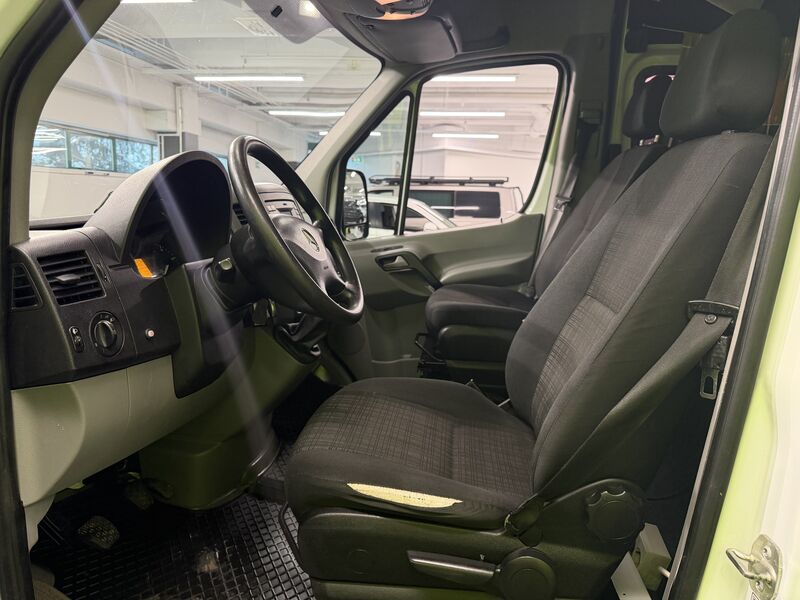 Mercedes-Benz Sprinter vaihtoauto