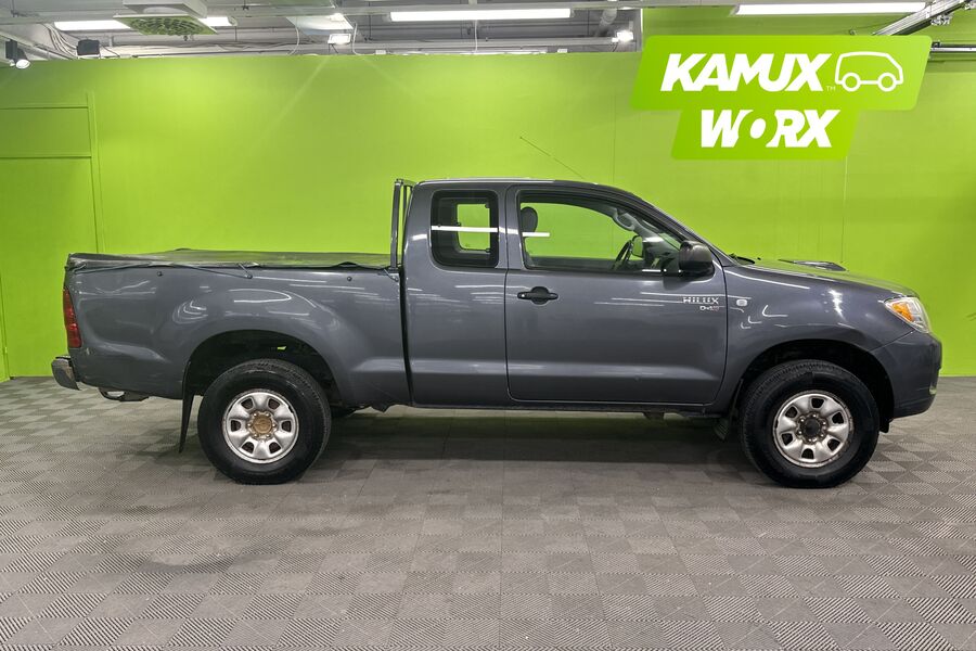 Toyota Hilux vaihtoauto