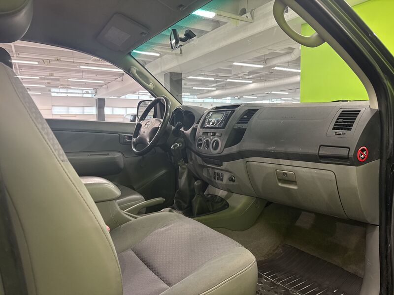 Toyota Hilux vaihtoauto