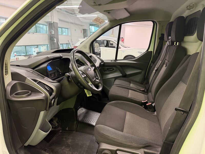 Ford Transit Custom vaihtoauto