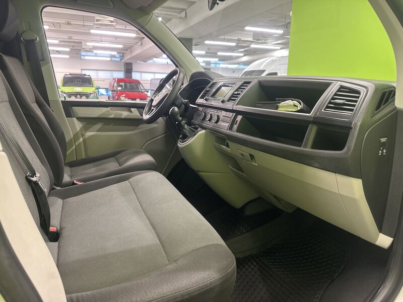 Volkswagen Transporter vaihtoauto