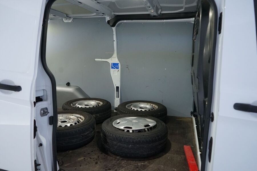 Ford Transit Custom vaihtoauto