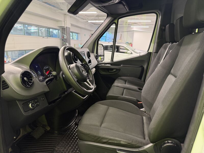 Mercedes-Benz Sprinter vaihtoauto