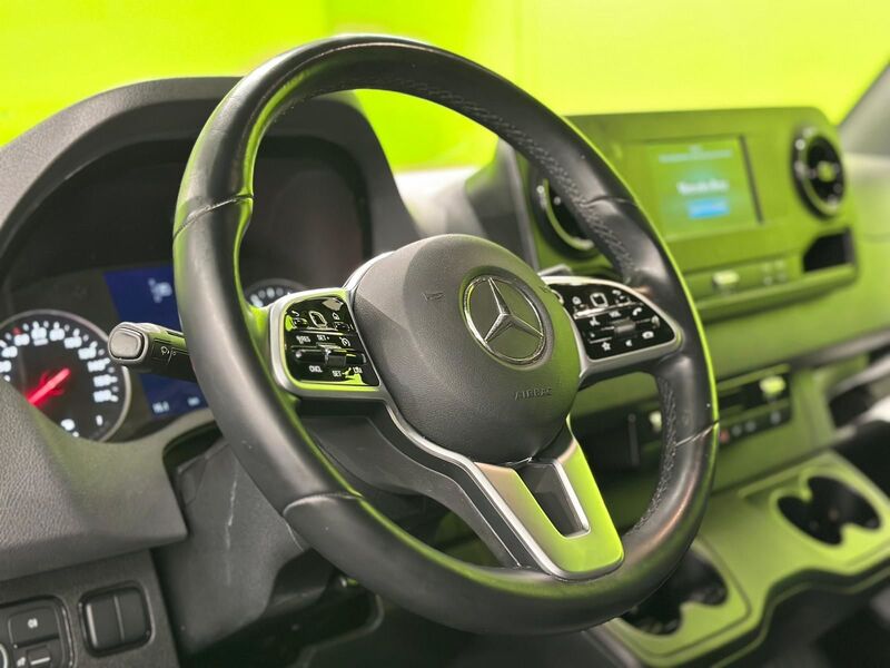 Mercedes-Benz Sprinter vaihtoauto