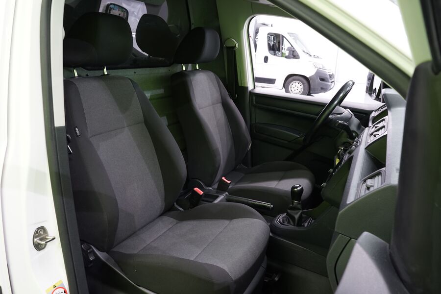 Volkswagen Caddy Maxi vaihtoauto