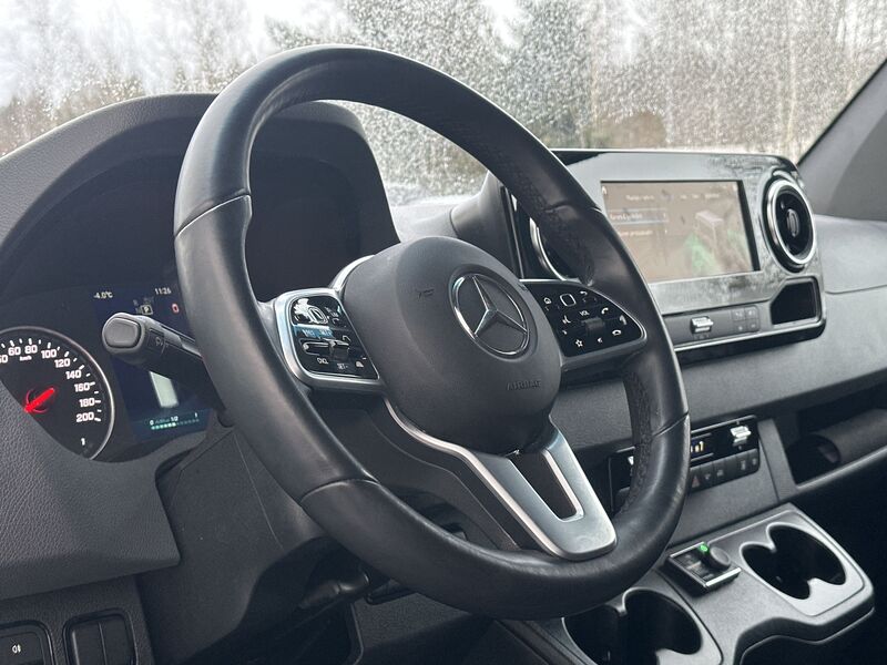 Mercedes-Benz Sprinter vaihtoauto