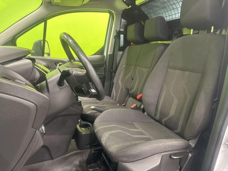 Ford Transit Connect vaihtoauto