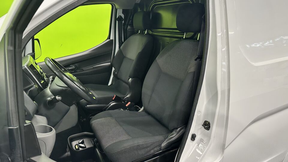 Nissan e-NV200 vaihtoauto