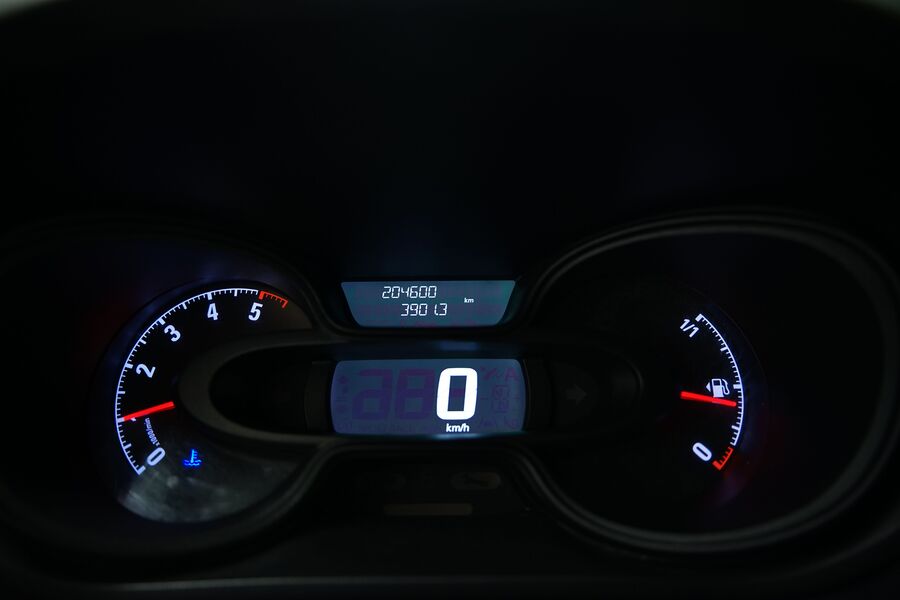 Opel Vivaro vaihtoauto