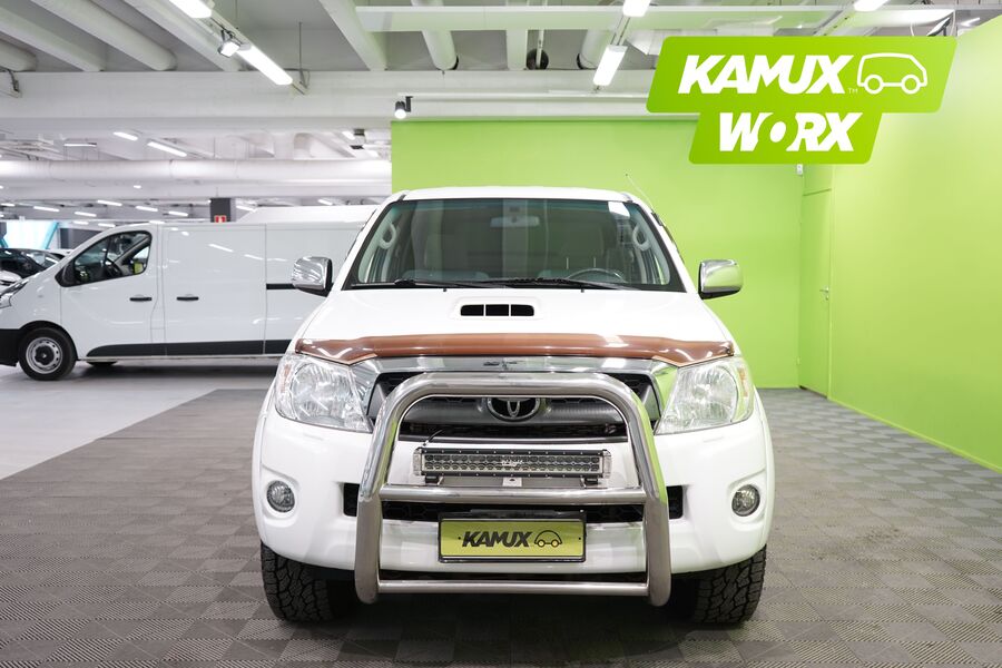 Toyota Hilux vaihtoauto