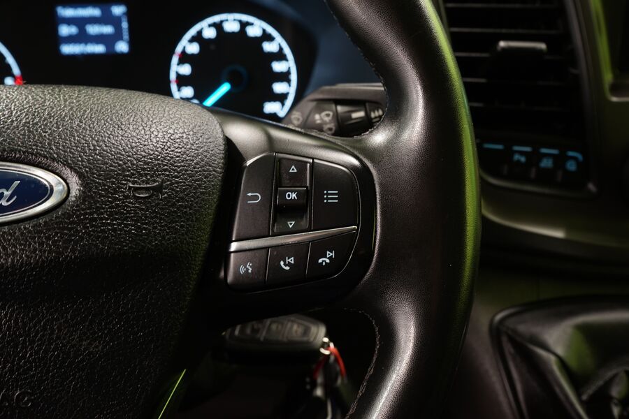 Ford Transit Custom vaihtoauto