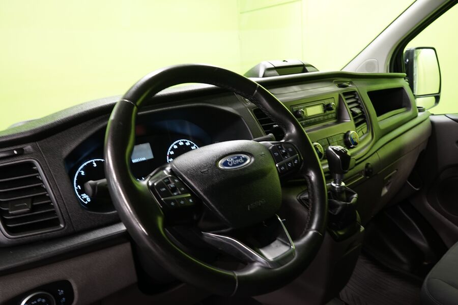 Ford Transit Custom vaihtoauto