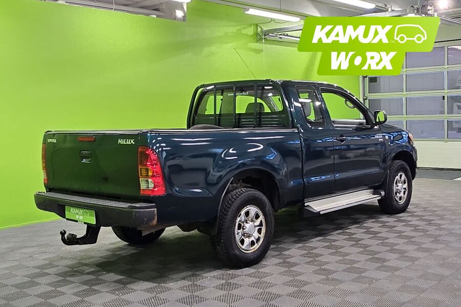 Toyota Hilux vaihtoauto