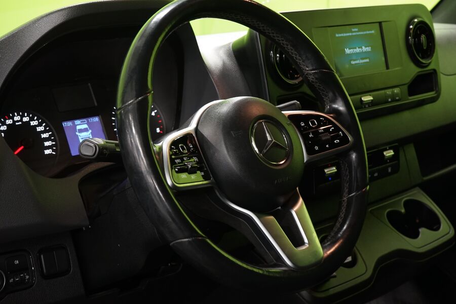 Mercedes-Benz Sprinter vaihtoauto