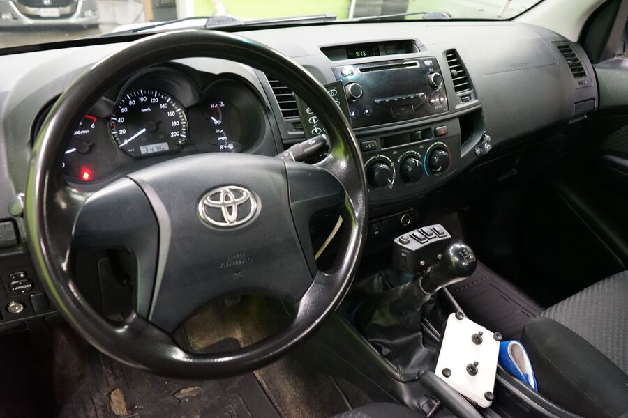 Toyota Hilux vaihtoauto
