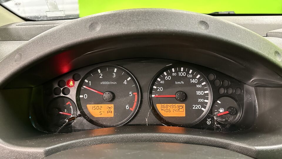 Nissan Navara vaihtoauto