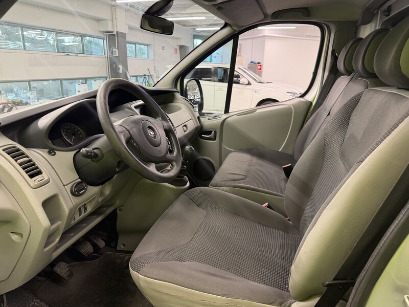 Opel Vivaro vaihtoauto